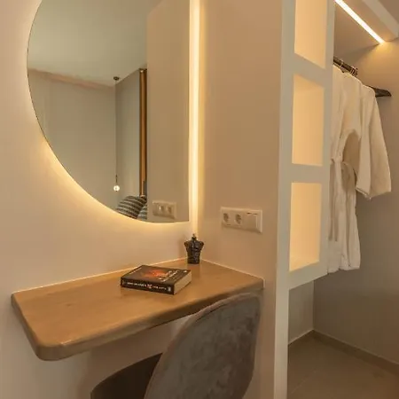 Akaly Apartment *